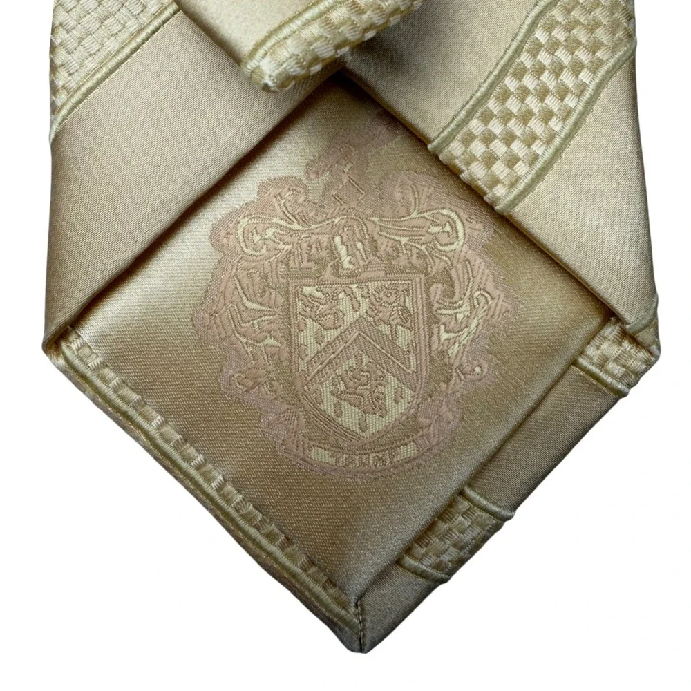 Donald‎ J Trump Signature Collection Gold Striped Woven 100% Silk Mens Necktie - Picture 4 of 4